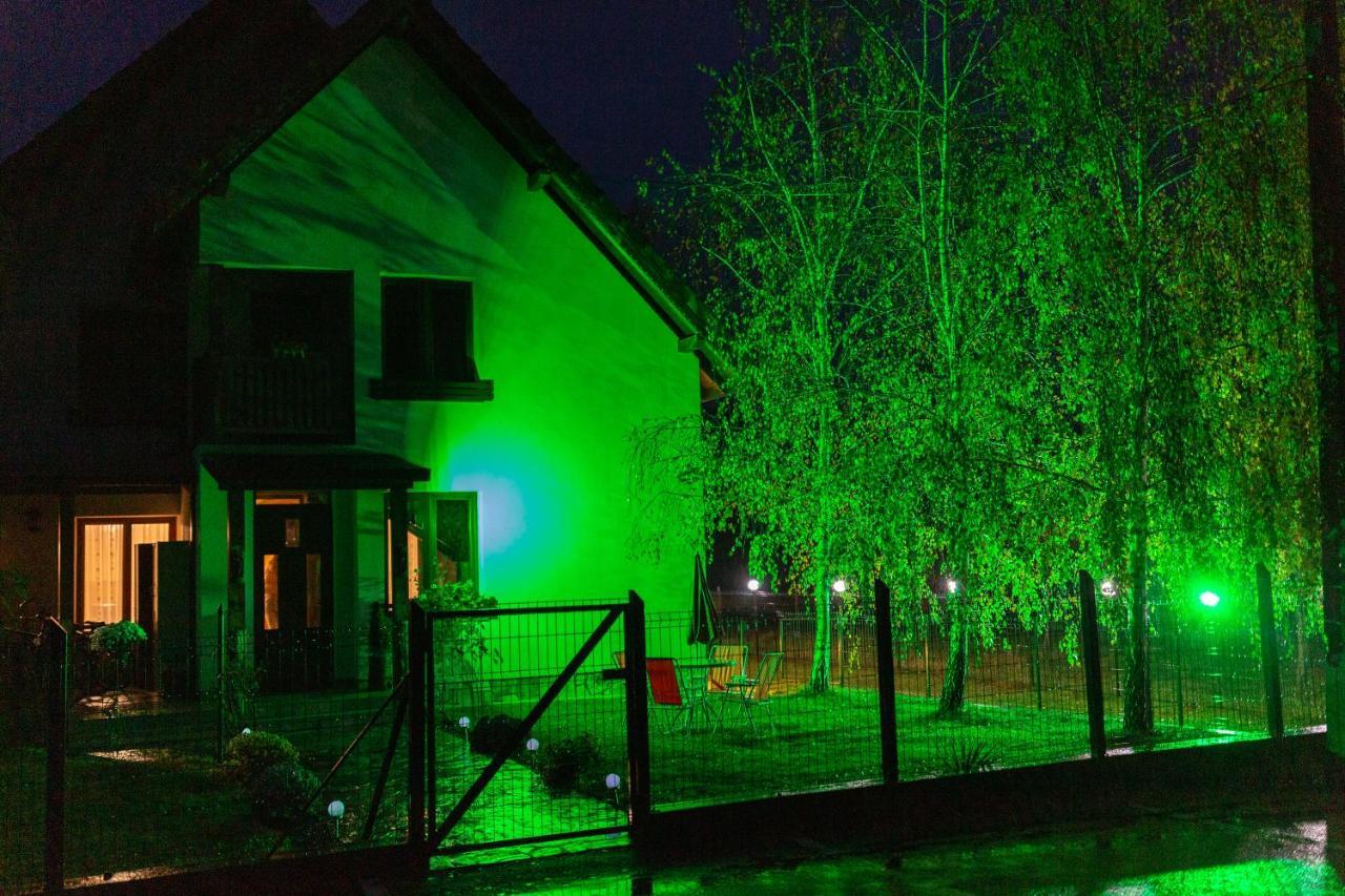 Conacul de sub munte Villa Novaci-Străini Exterior foto